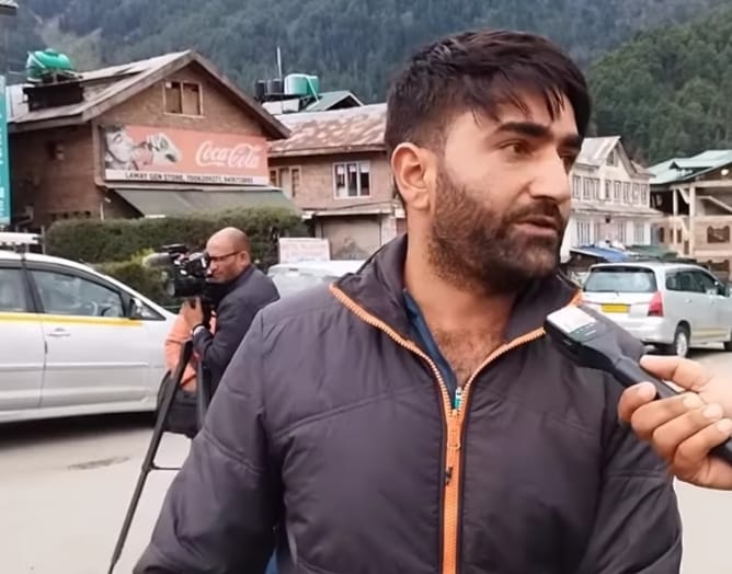 Heroes of Pahalgam: Aadil and Waheed Lead Daring Rescue Operations Amid Tragedy Heroes of Pahalgam: Aadil and Waheed Lead Daring Rescue Operations Amid Tragedy